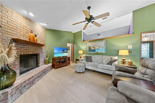 $525,000 | 529 Burnt Tree Lane, Apopka, FL 32712