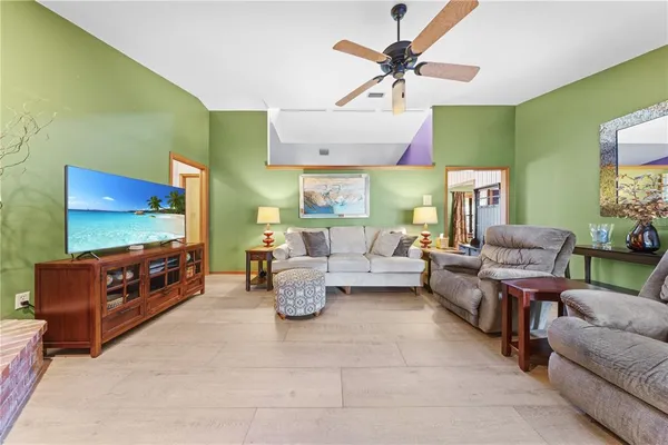 $525,000 | 529 Burnt Tree Lane, Apopka, FL 32712