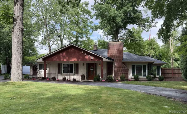 $439,000 | 1475 Avondale, Keego Harbor, MI 48320