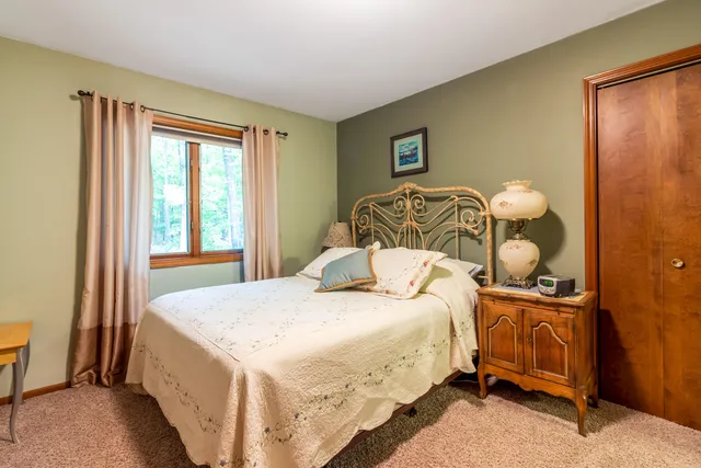 $875,000 | 6565 Riverside Road, Fennville, MI 49408