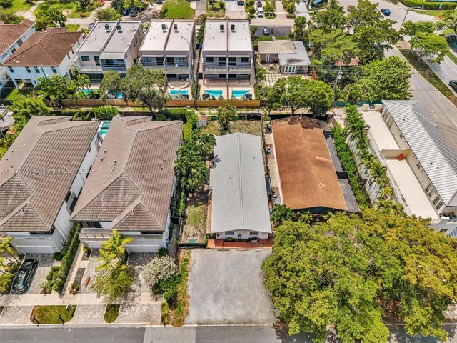 $699,000 | 312 Southwest 9th Street, Fort Lauderdale, FL 33315