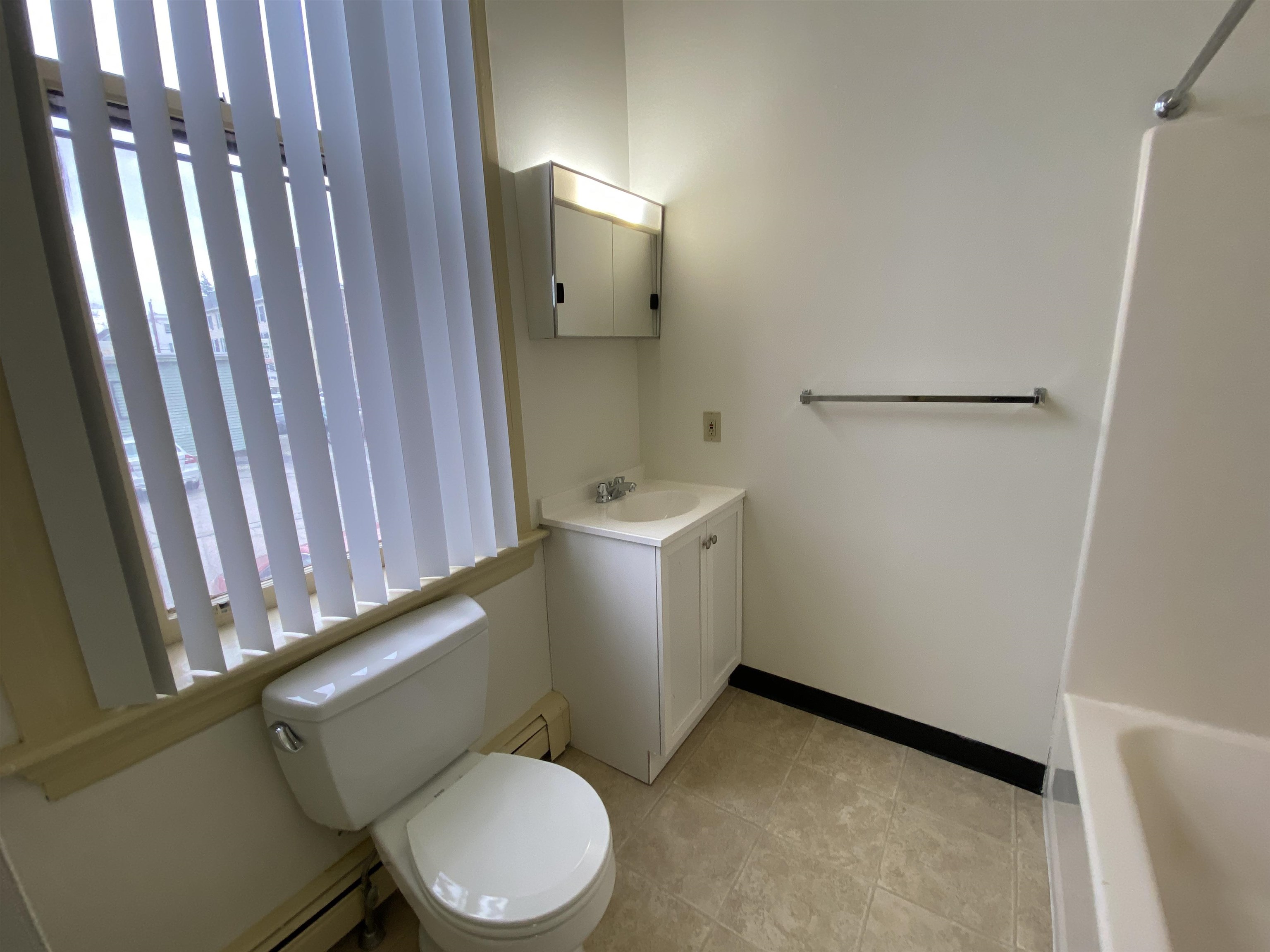 124 Orange Street, Unit 100 Manchester, NH 03104 - Photo 19 of 32