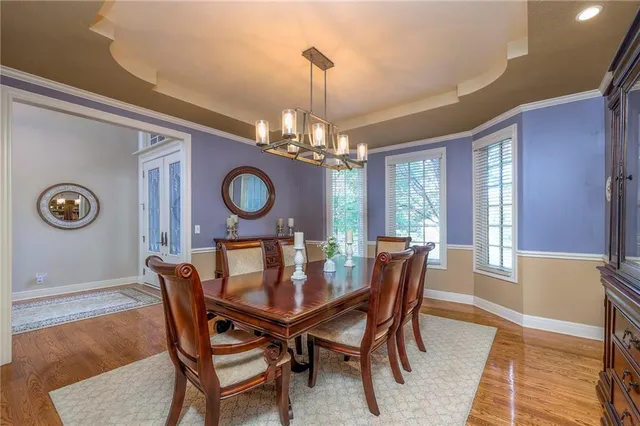 $1,025,000 | 9617 West 150th Street, Overland Park, KS 66221