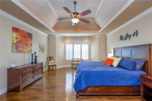 $1,025,000 | 9617 West 150th Street, Overland Park, KS 66221