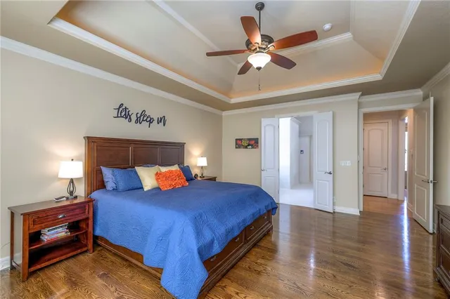 $1,025,000 | 9617 West 150th Street, Overland Park, KS 66221