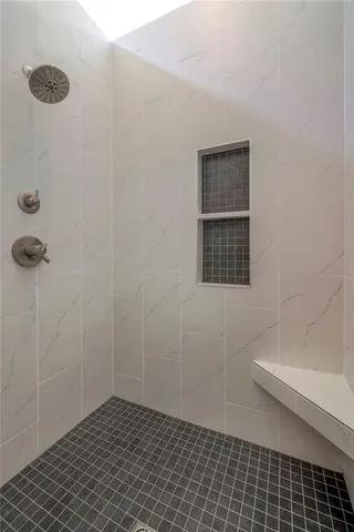 $1,025,000 | 9617 West 150th Street, Overland Park, KS 66221