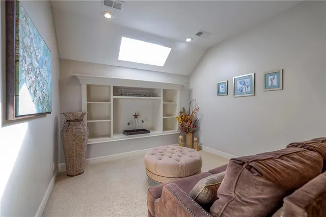 $1,025,000 | 9617 West 150th Street, Overland Park, KS 66221