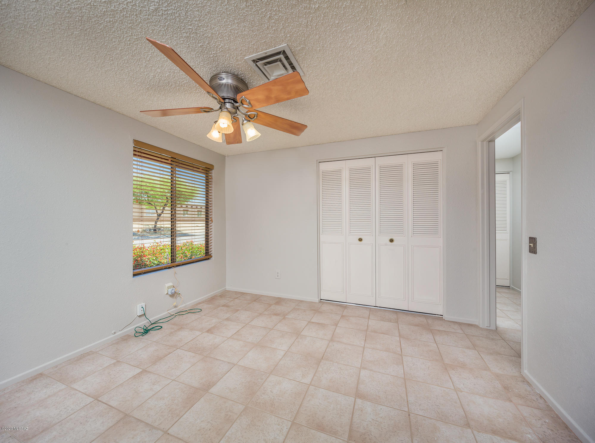 7571 North Juniper Road Tucson, AZ 85741 - Photo 14 of 28 Gallery Image 14