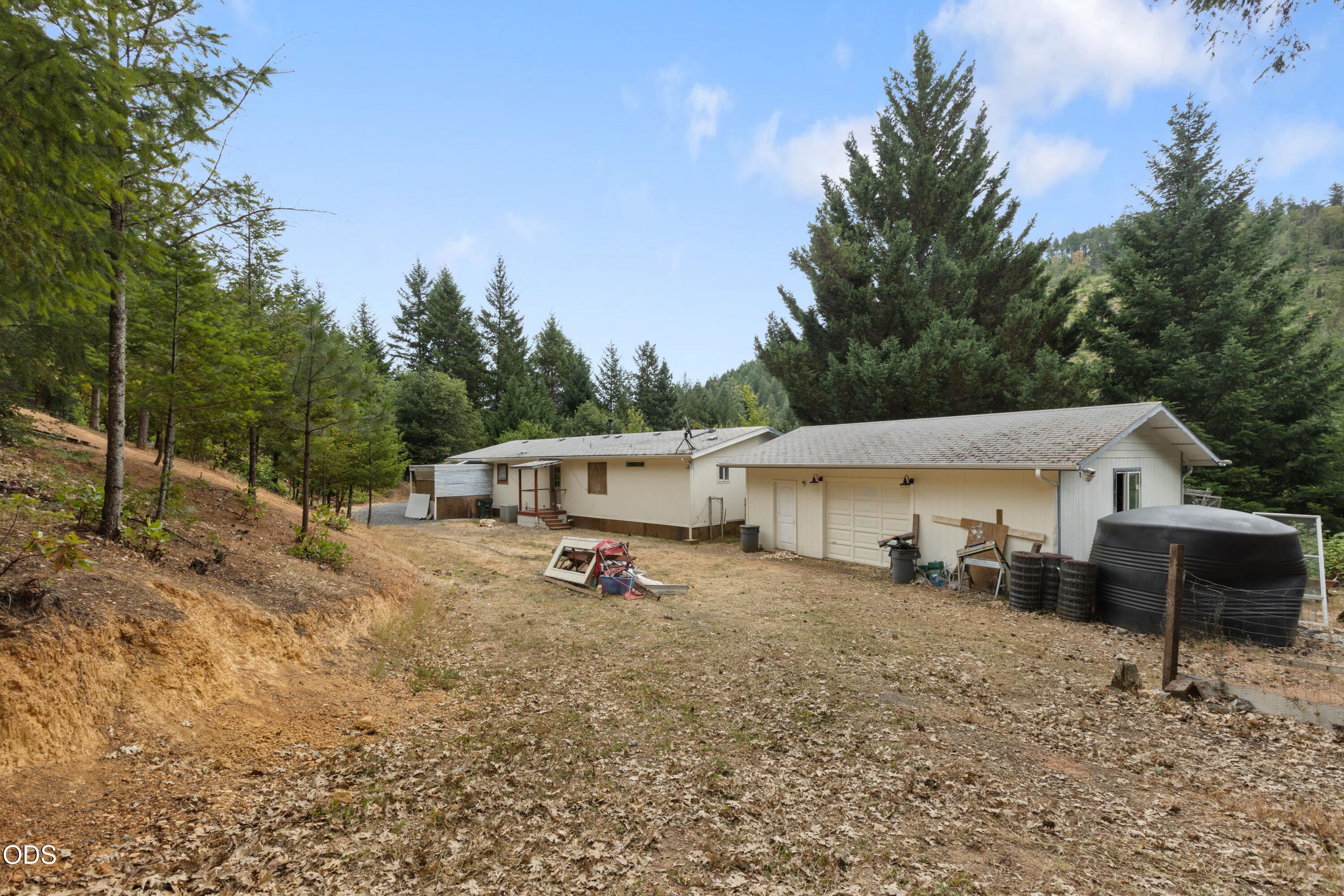 484 Brimstone Road Wolf Creek, OR 97497 - Photo 39 of 48