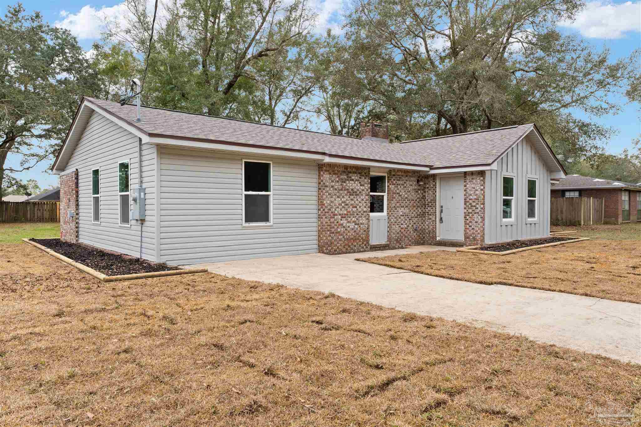 6045 Hamilton Bridge Road Milton, FL 32570 - Photo 1 of 28