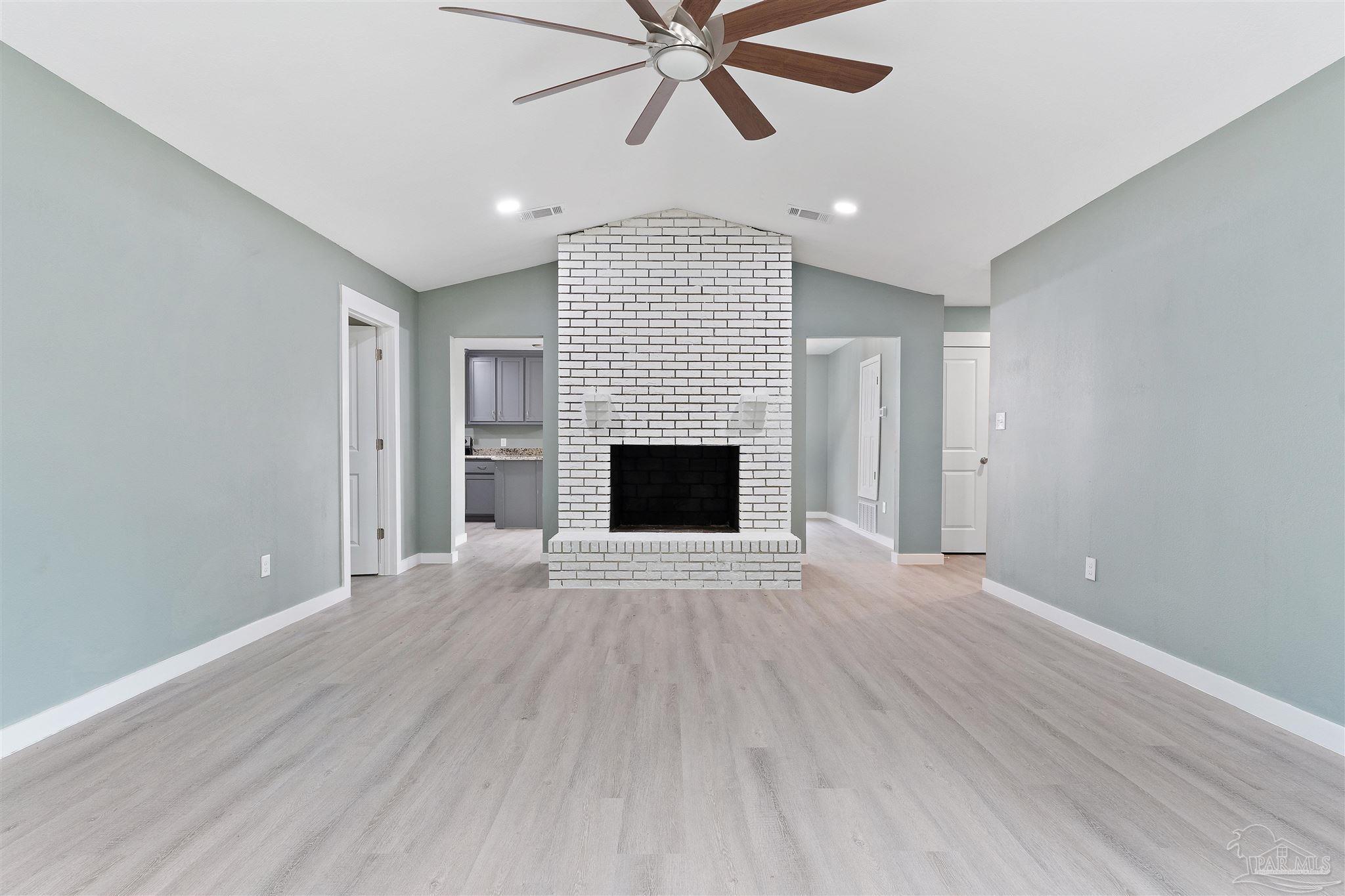 6045 Hamilton Bridge Road Milton, FL 32570 - Photo 5 of 28