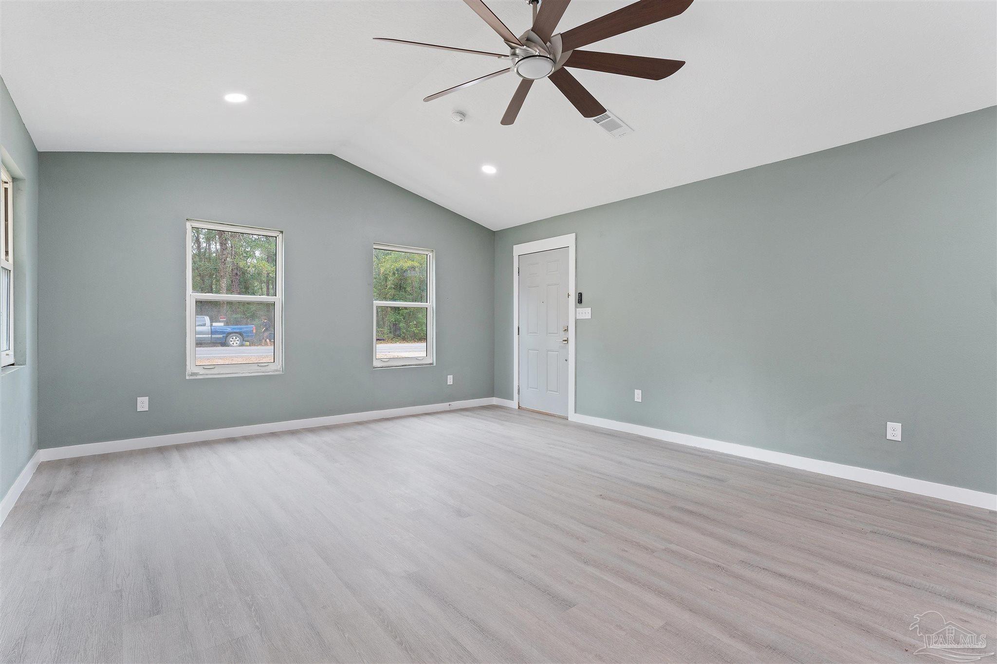 6045 Hamilton Bridge Road Milton, FL 32570 - Photo 7 of 28