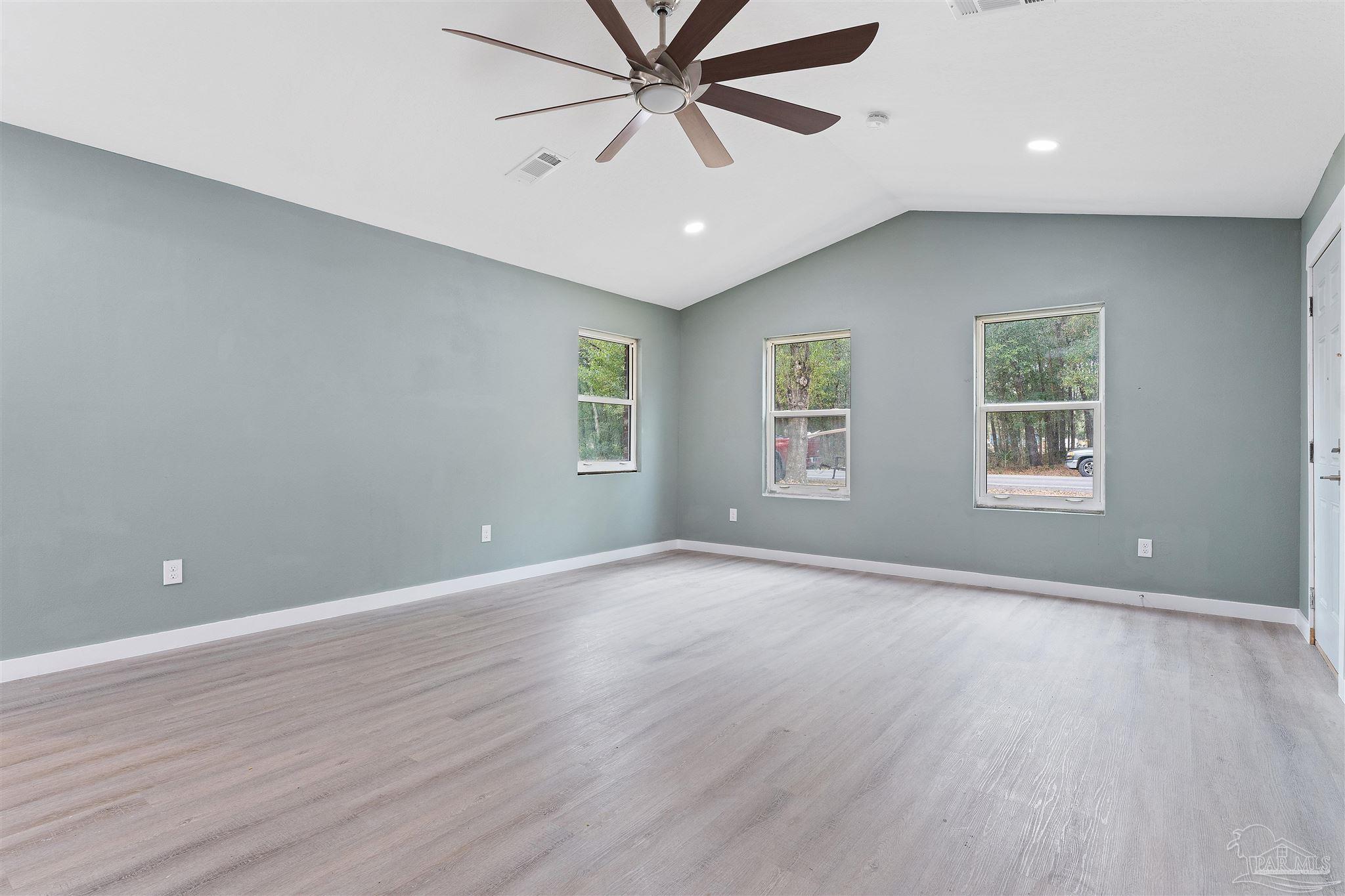 6045 Hamilton Bridge Road Milton, FL 32570 - Photo 8 of 28