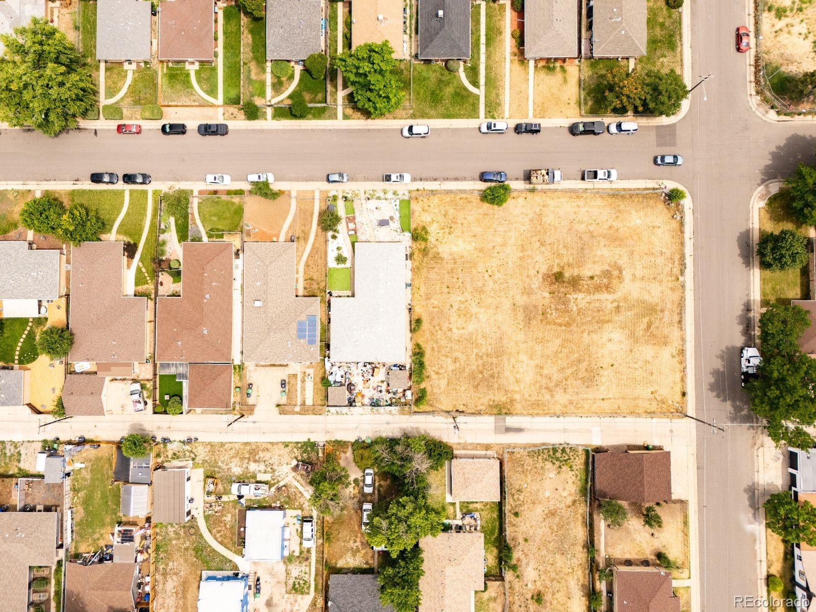 3611 Grape Street Denver, CO 80207 - Photo 7 of 9