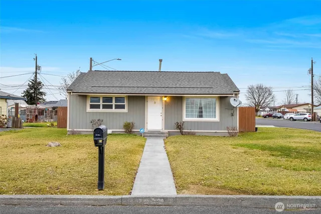 $220,000 | 1255 East Larch Street, Othello, WA 99344