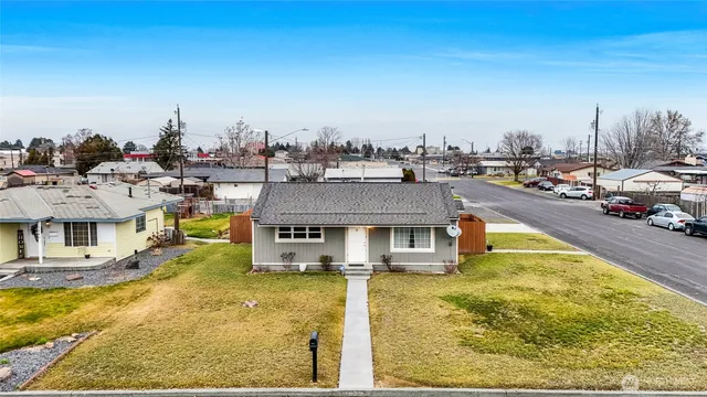 $220,000 | 1255 East Larch Street, Othello, WA 99344