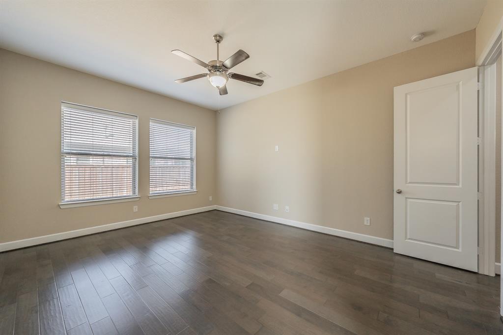 1102 Rendon Place Mansfield, TX 76063 - Photo 20 of 34 Gallery Image 20