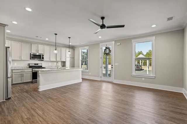 $344,900 | 1305 South Pinot Road, Duncan, SC 29334