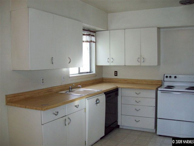 1160 Wilkinson Avenue Reno, NV 89502 - Photo 2 of 9 Photo 2