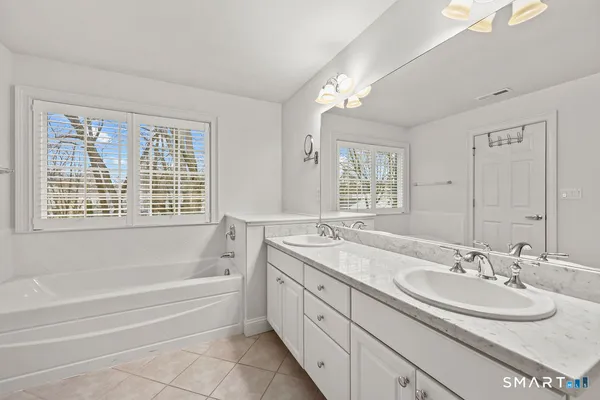 $4,750 | 41 Park Pl Circle, Unit 41, West Hartford, CT 06110
