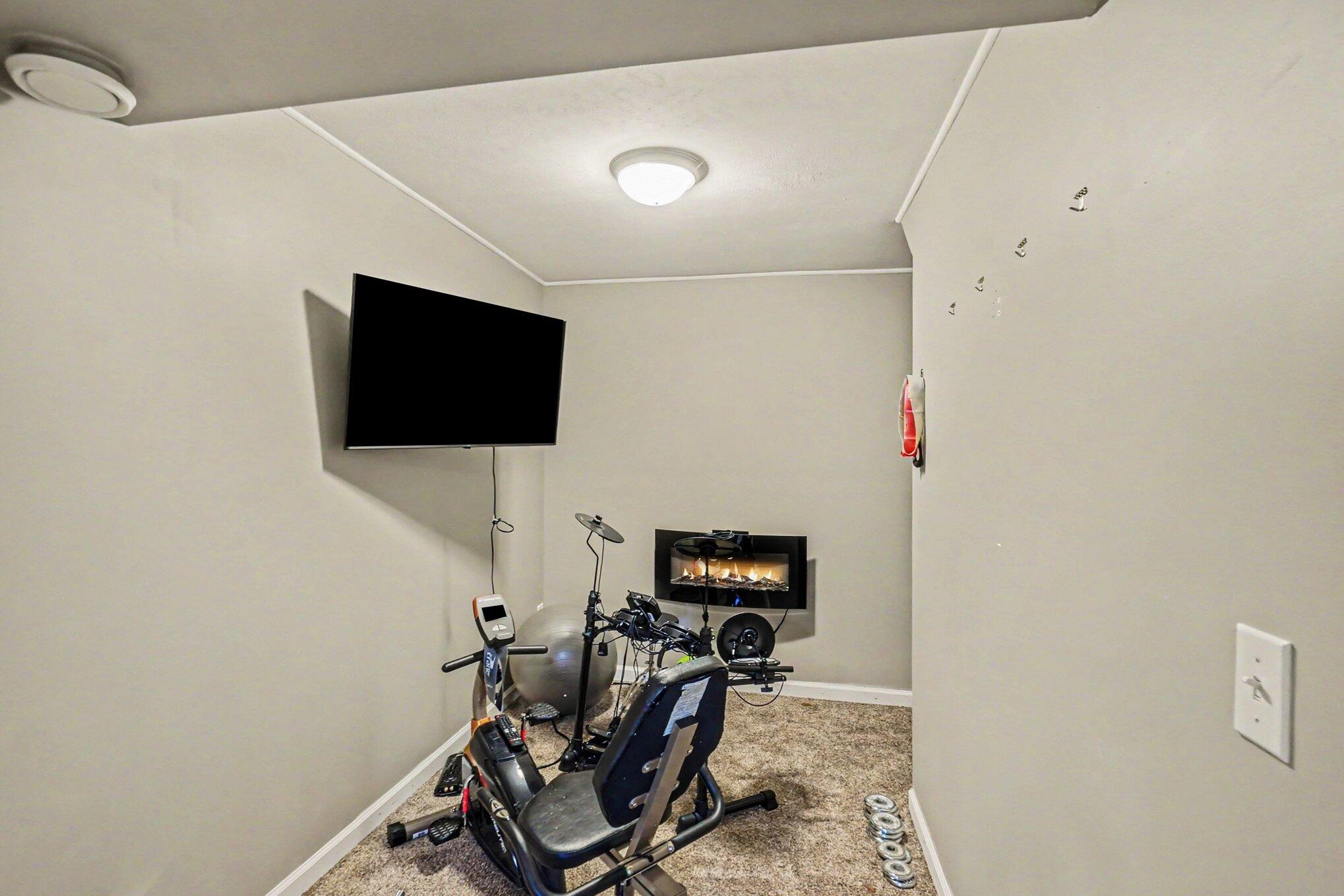 412 West Church Avenue Reed City, MI 49677 - Photo 12 of 15 011_file_7676