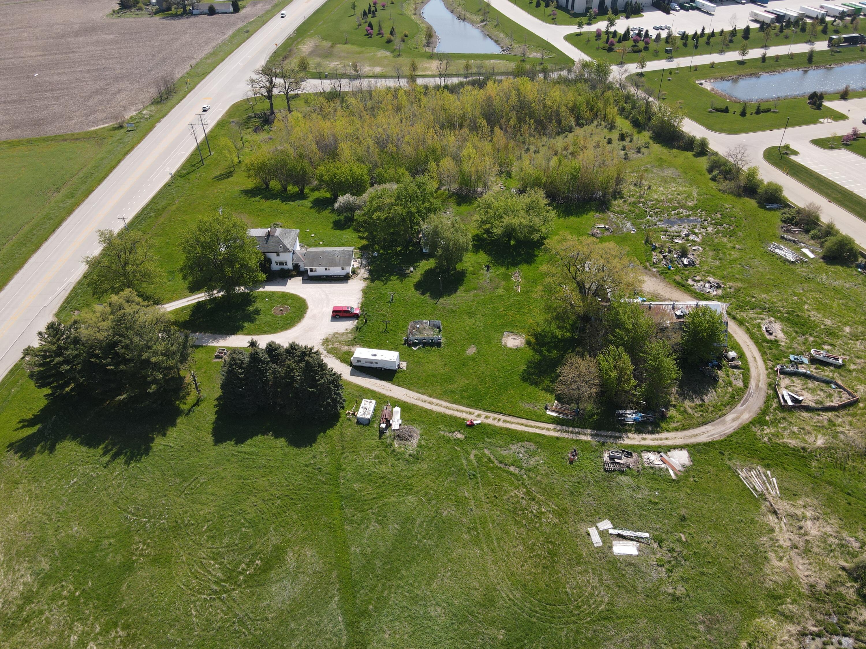 12901 Burlington Road Paris, WI 53144 - Photo 4 of 9 12901 Burlington Rd, 3