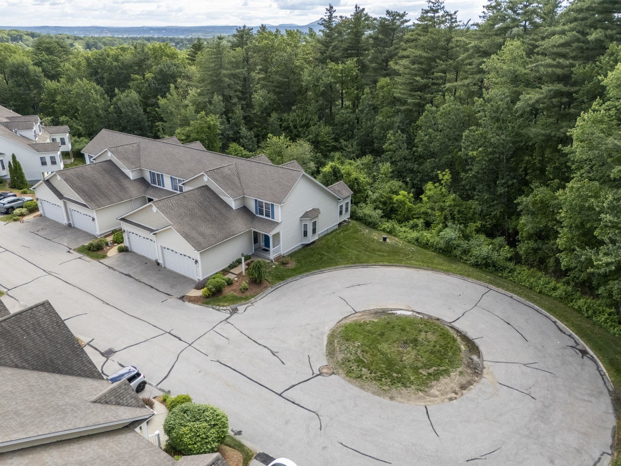 34 Mammoth Road, Unit 25 Hooksett, NH 03106 - Photo 50 of 55