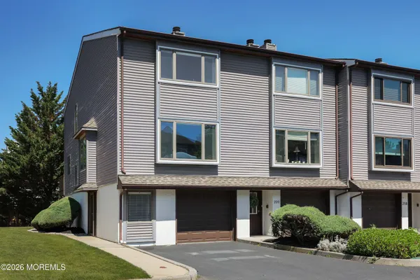 $650,000 | 222 Marina Drive, Highlands, NJ 07732