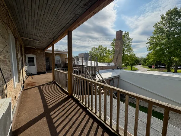 $1,495 | 28-w579 Stafford Place, Unit 1, Warrenville, IL 60555