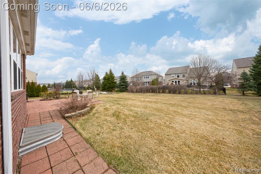 49184 Gracechurch Road Macomb, MI 48044 - Photo 44 of 57