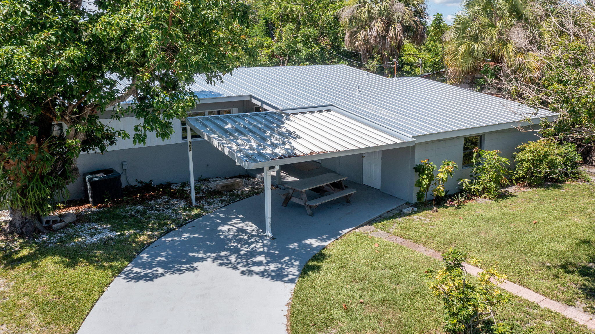 904 Southeast 16th Street Stuart, FL 34994 - Photo 28 of 29 June 2026