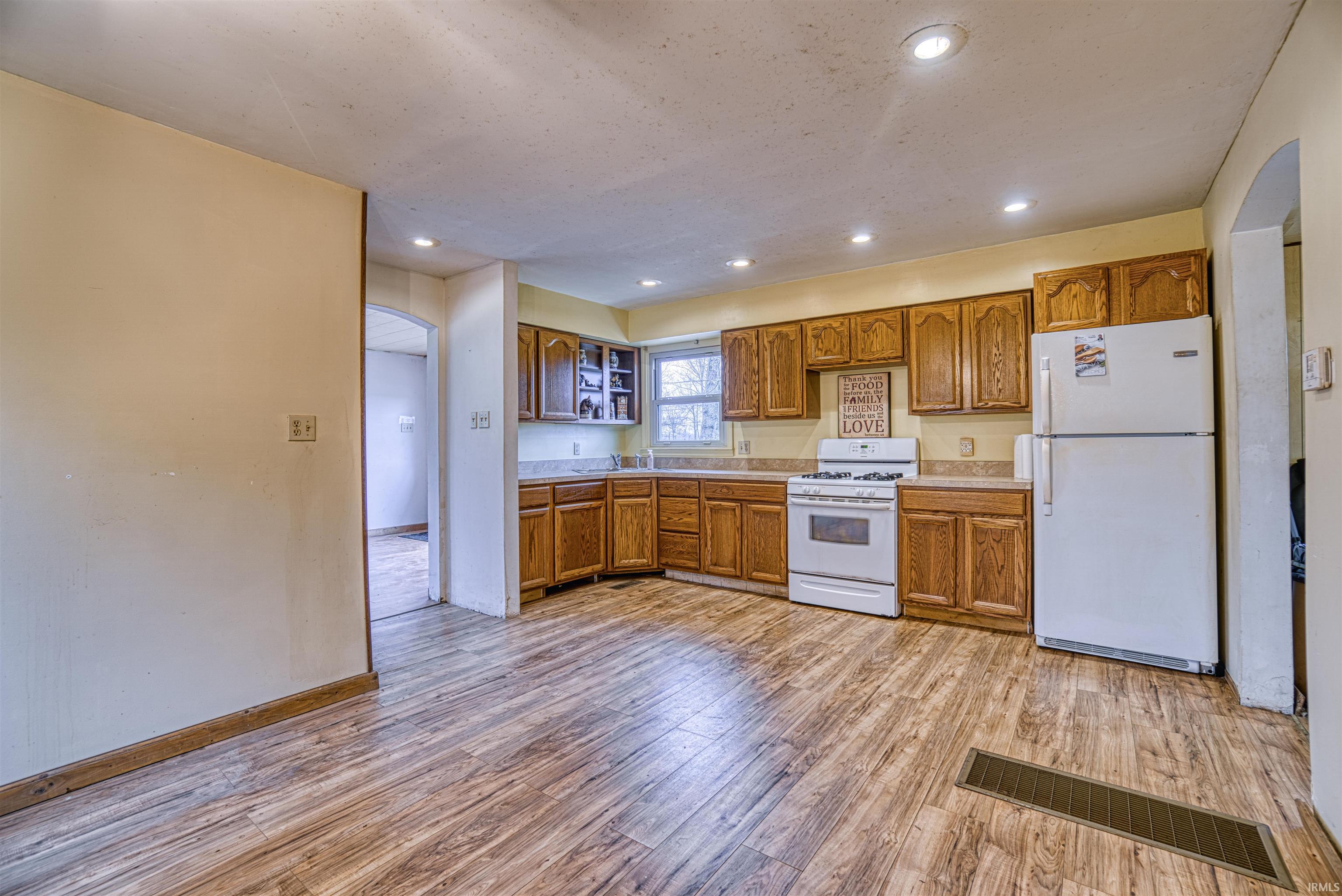 3299 South Pelzer Road Boonville, IN 47601 - Photo 6 of 25 Gallery Image 6