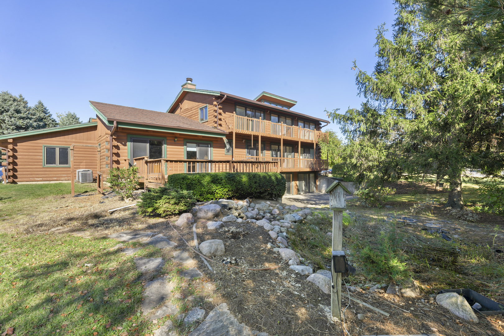 10N800 Muirhead Road Elgin, IL 60124 - Photo 17 of 66