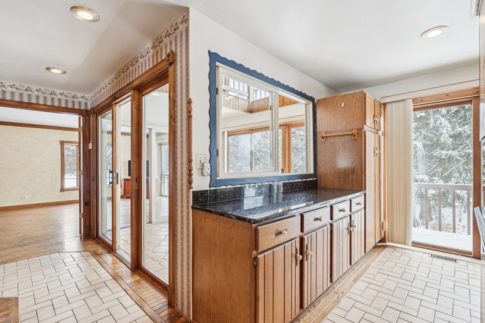 10N800 Muirhead Road Elgin, IL 60124 - Photo 18 of 66