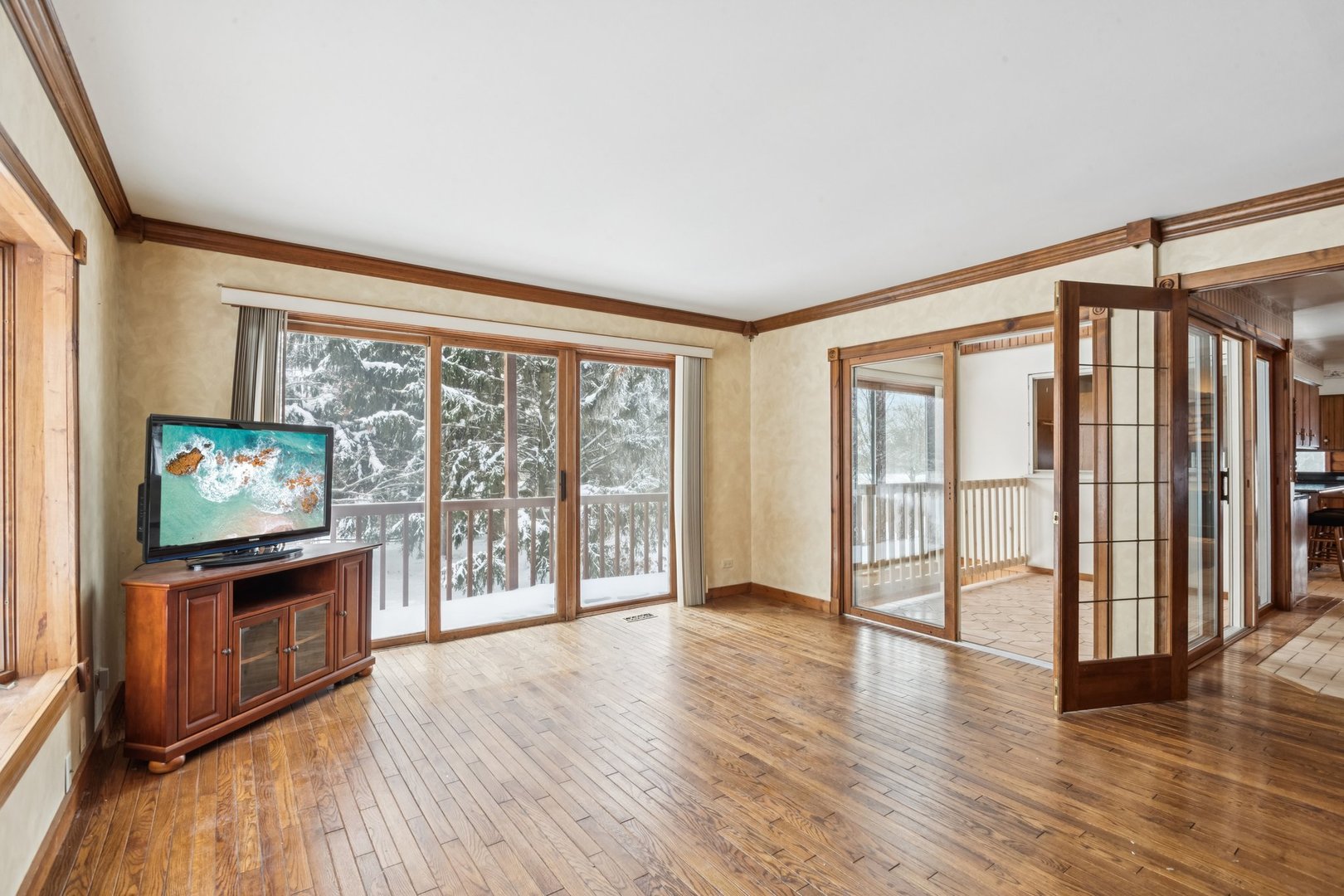 10N800 Muirhead Road Elgin, IL 60124 - Photo 23 of 66