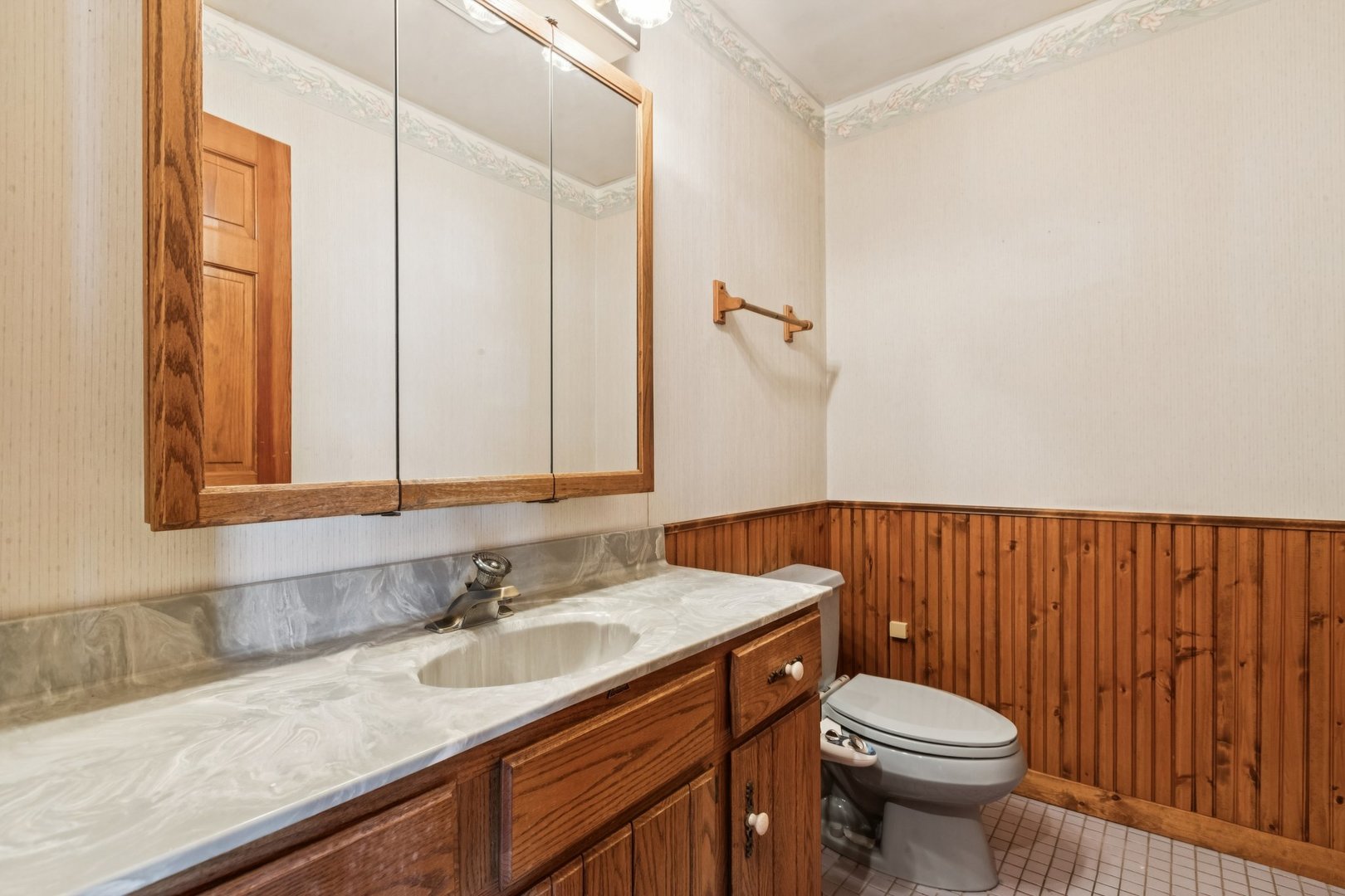 10N800 Muirhead Road Elgin, IL 60124 - Photo 28 of 66