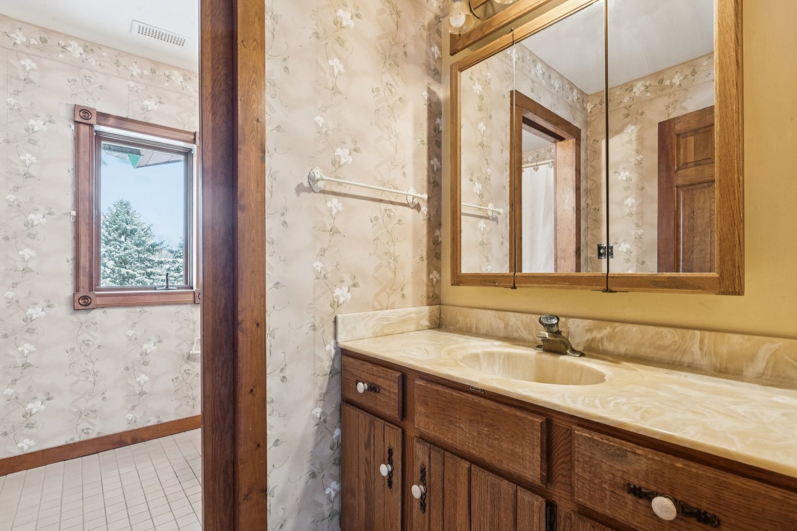 10N800 Muirhead Road Elgin, IL 60124 - Photo 41 of 66