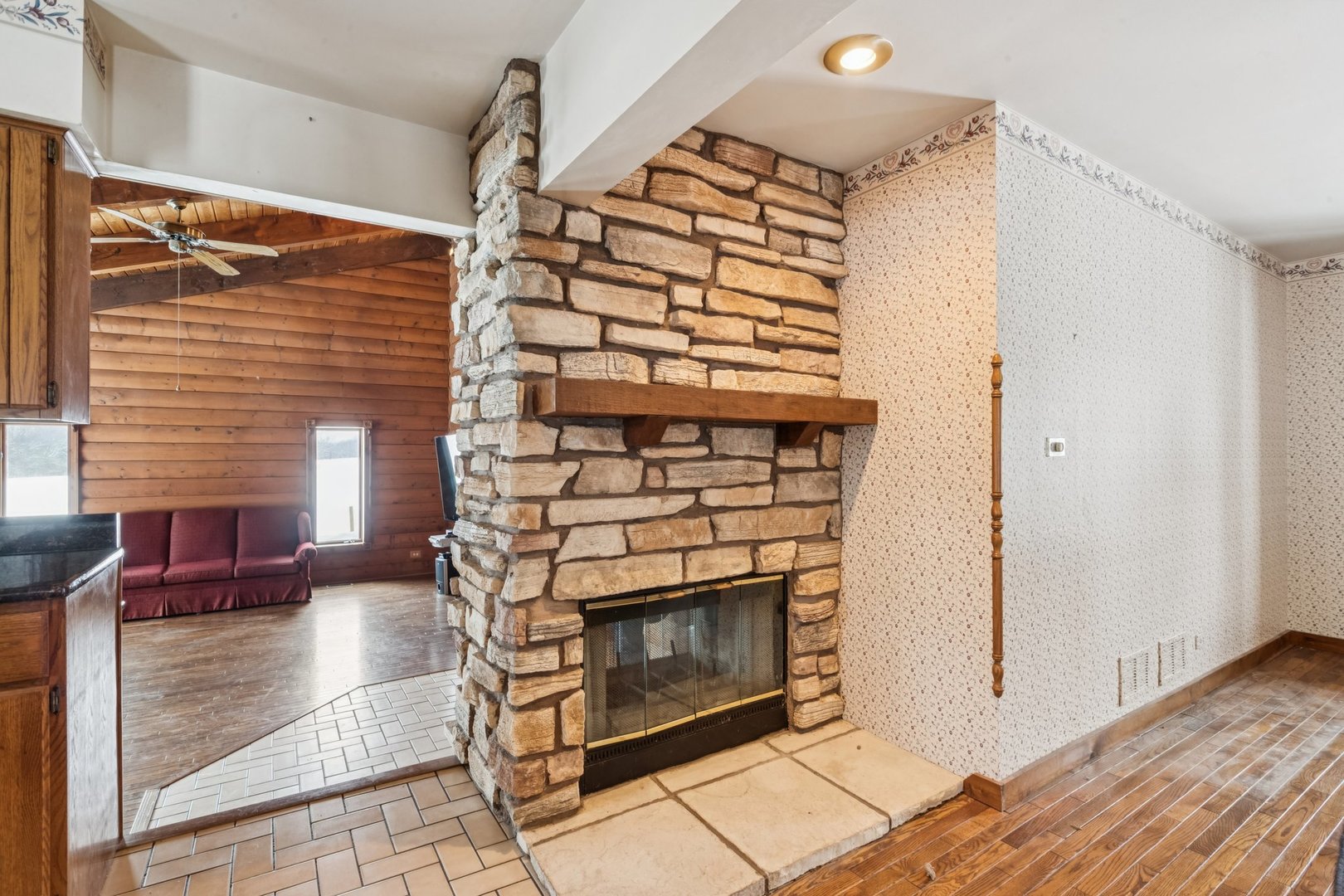 10N800 Muirhead Road Elgin, IL 60124 - Photo 9 of 66