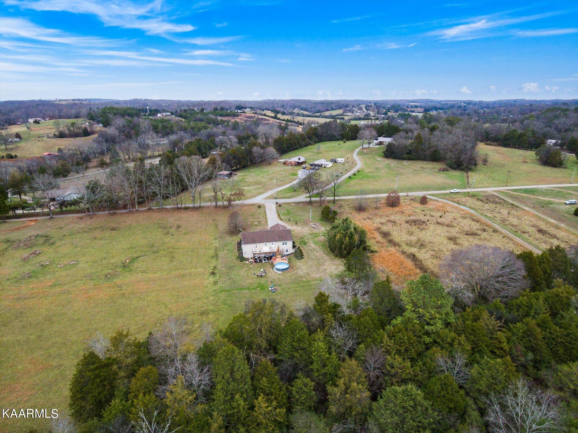 140 County Road 682 Riceville, TN 37370 - Photo 27 of 32 Gallery Image 27