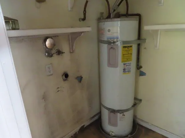 $199,900 | 8033 Arcade Lake Lane, Citrus Heights, CA 95610