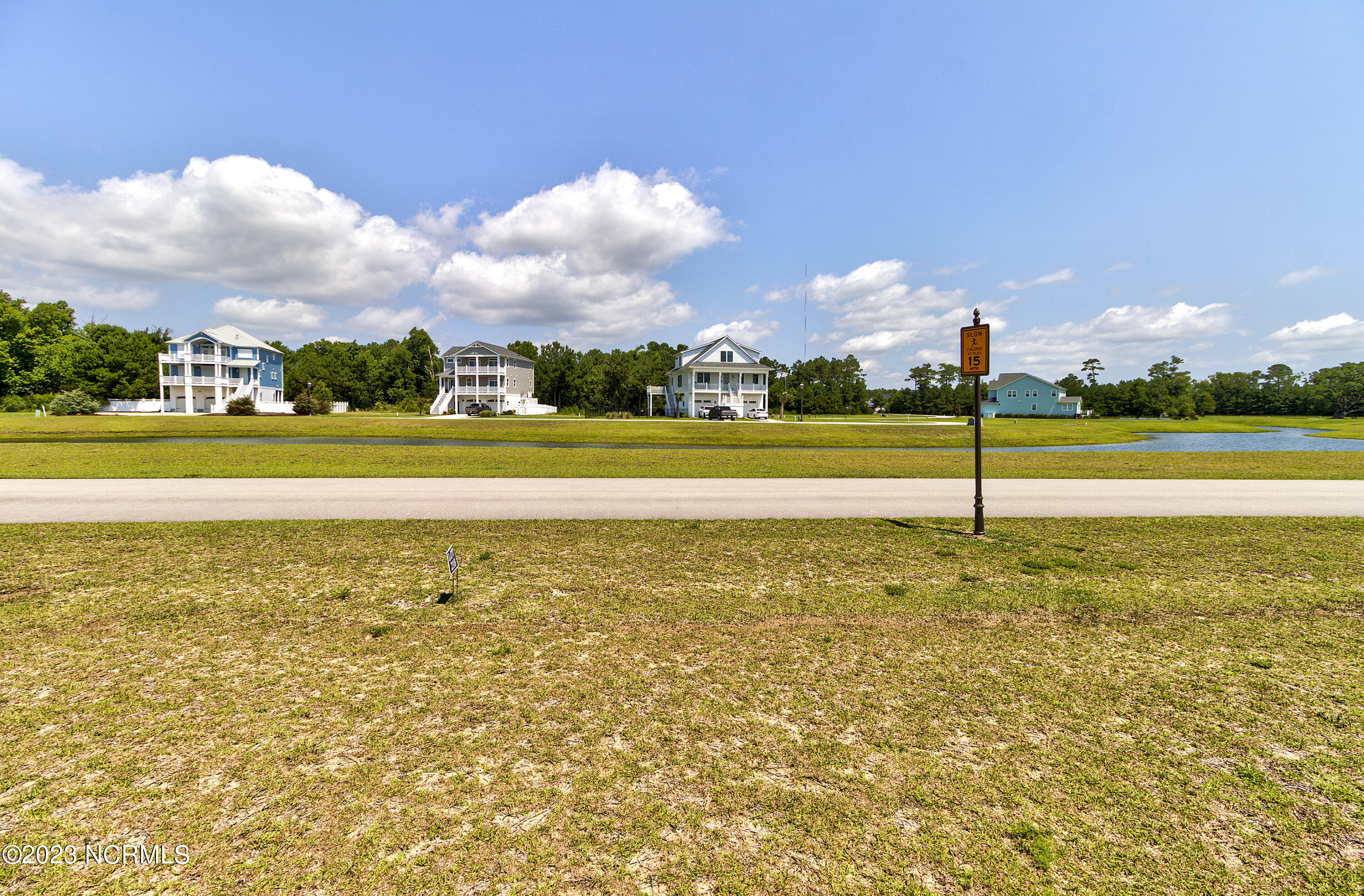 155 Whispering Pine Lane Holly Ridge, NC 28445 - Photo 5 of 58 IMG_4398_399_400