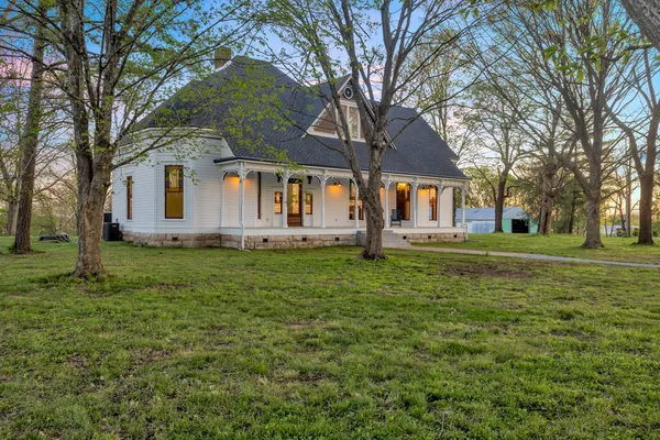 $1,300,000 | 11485 Julien Road, Gracey, KY 42232