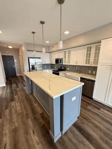 $2,800 | 480 North Main Street, Unit 711, Royal Oak, MI 48067