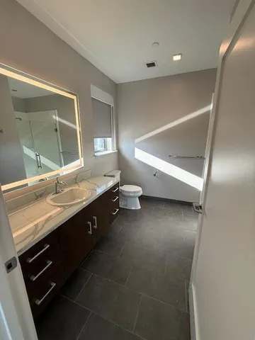 $2,800 | 480 North Main Street, Unit 711, Royal Oak, MI 48067