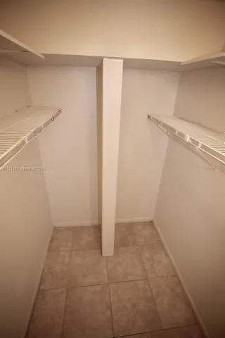 a view of utility room