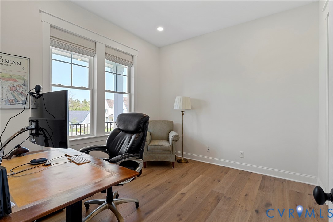 5012 Lake Summer Loop Moseley, VA 23120 - Photo 34 of 67 a workspace with furniture and a window