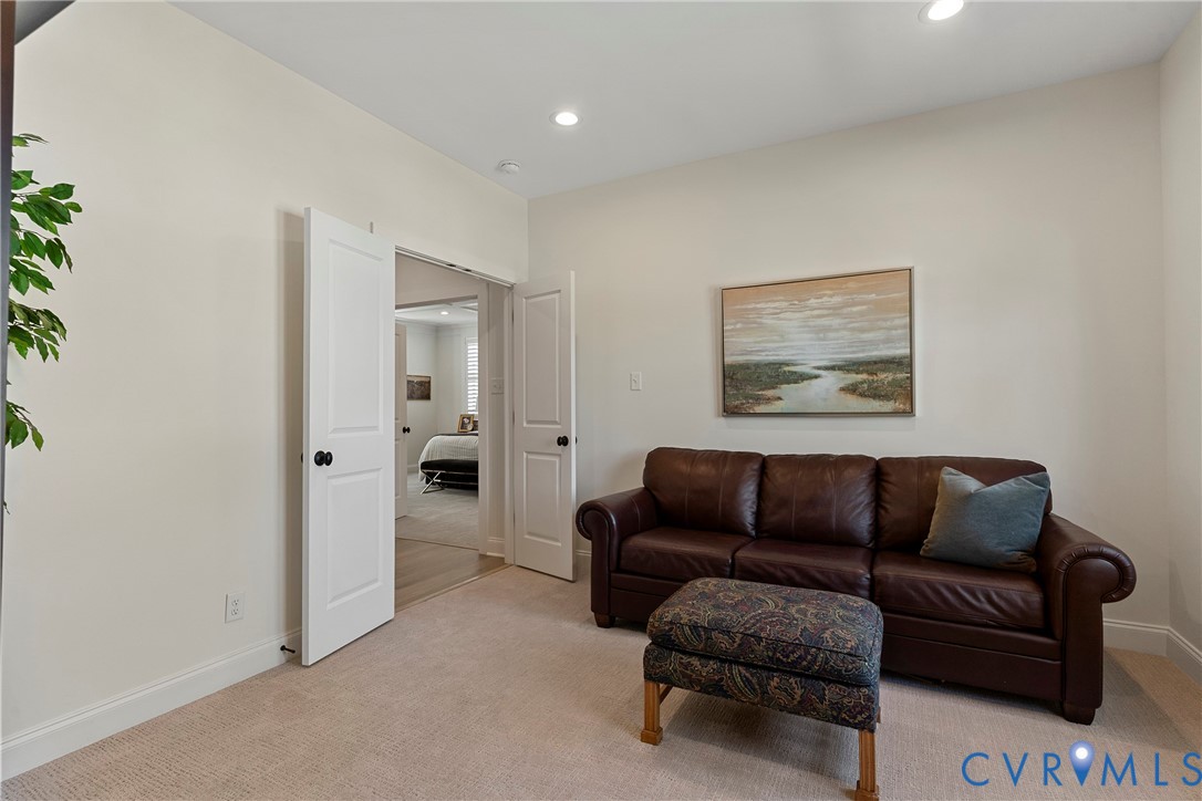 5012 Lake Summer Loop Moseley, VA 23120 - Photo 47 of 67 a living room with furniture