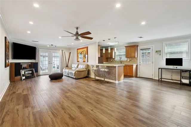 $485,000 | 1821 Cleary Avenue, Metairie, LA 70001