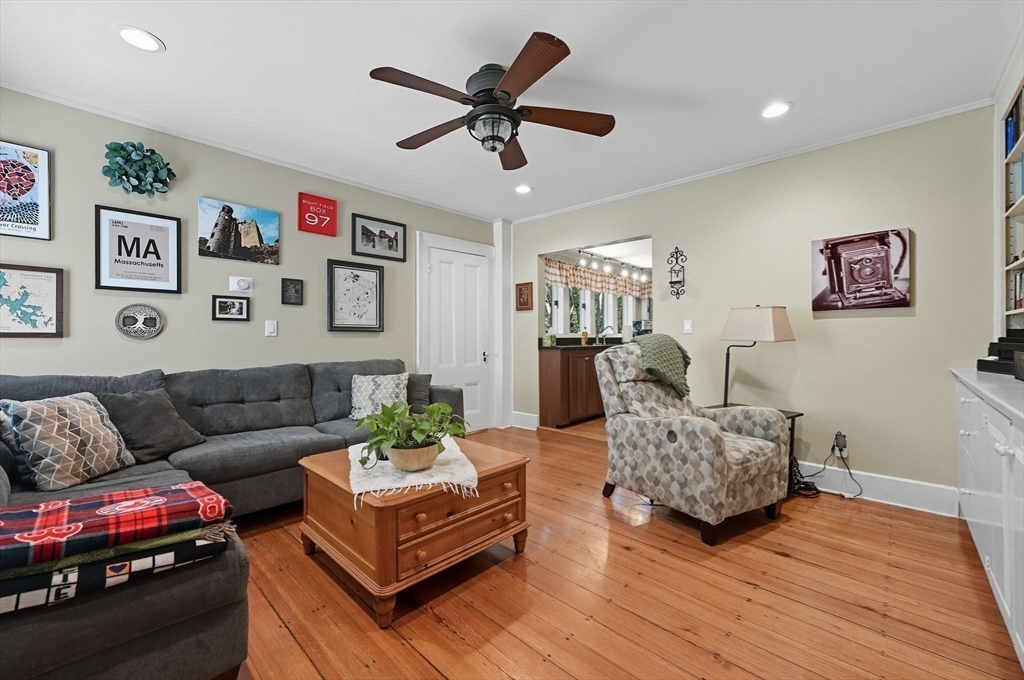 139 Salem End Road Framingham, MA 01702 - Photo 12 of 40