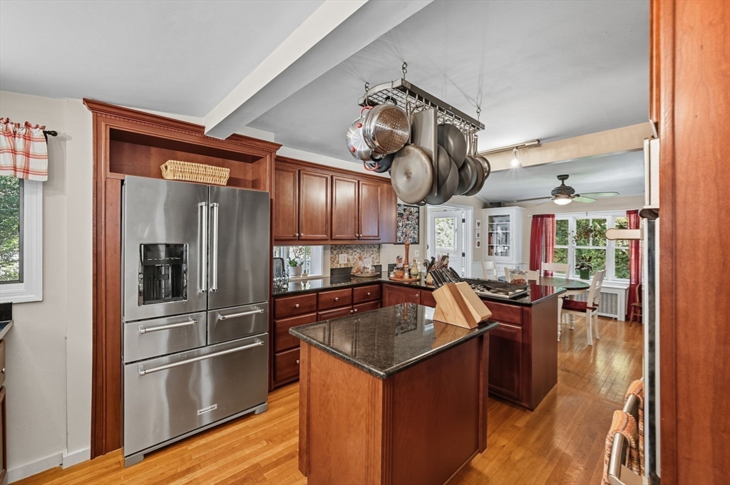 139 Salem End Road Framingham, MA 01702 - Photo 5 of 40